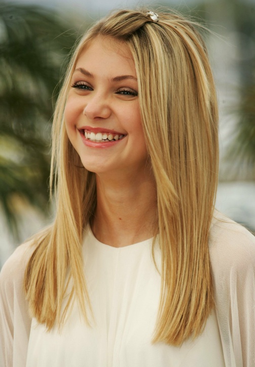 young-taylor-Blunt-Cut-Long-Hair